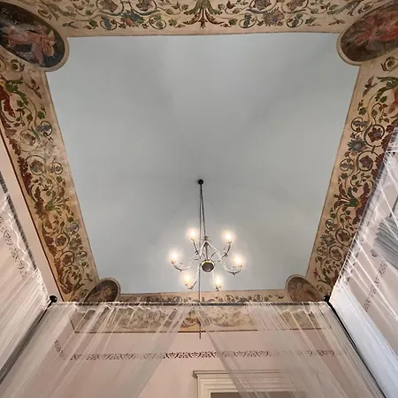 Apartment Degli Affreschi - Centro Storico *