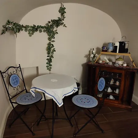 Degli Affreschi - Centro Storico Apartment *