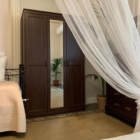 Apartment Degli Affreschi - Centro Storico